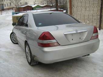 2002 Toyota Mark II Images