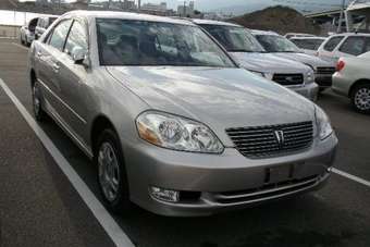 2002 Toyota Mark II Pictures