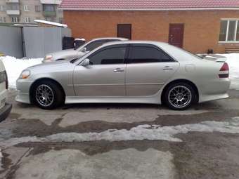 2002 Toyota Mark II Images