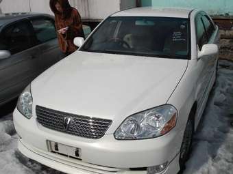 2002 Toyota Mark II Photos