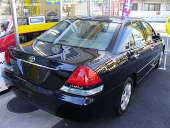 2002 Toyota Mark II Photos