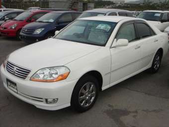 2002 Toyota Mark II Pictures