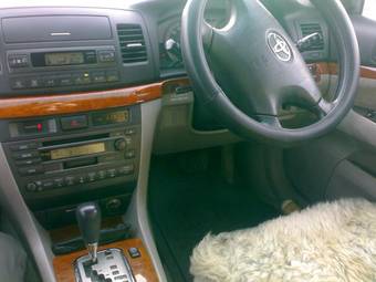 2002 Toyota Mark II Photos
