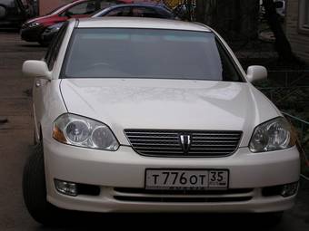 2002 Toyota Mark II Photos