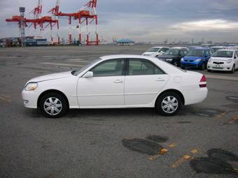 2002 Toyota Mark II Pics