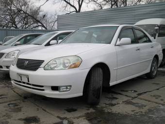 2002 Toyota Mark II Pictures