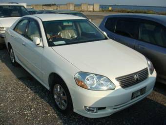 2002 Toyota Mark II Pics