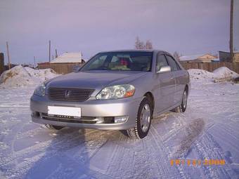 2002 Toyota Mark II Photos