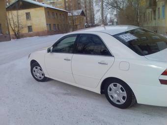 2002 Toyota Mark II Photos