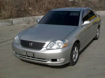 2002 Toyota Mark II Pictures