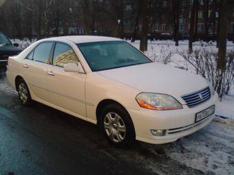 2002 Toyota Mark II Photos