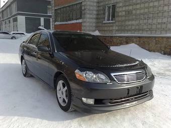 2002 Toyota Mark II Photos