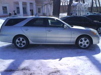 2002 Toyota Mark II Pictures