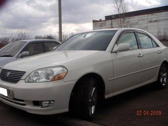 2002 Toyota Mark II Photos