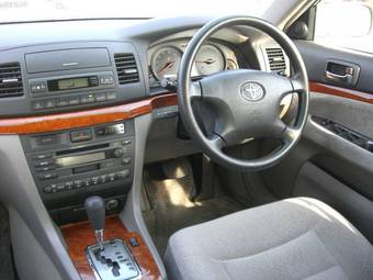 2002 Toyota Mark II Photos