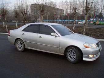 2002 Toyota Mark II Pictures