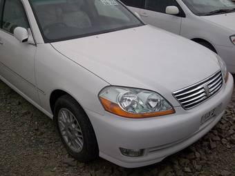 2002 Toyota Mark II Pictures