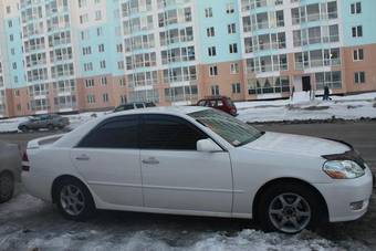 2002 Toyota Mark II Photos