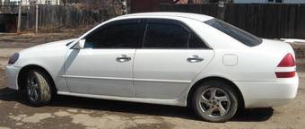 2002 Toyota Mark II Photos