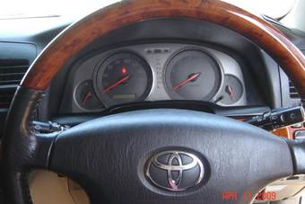 2002 Toyota Mark II Pictures