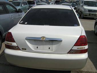2002 Toyota Mark II Photos