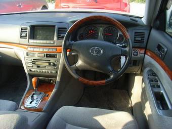 2002 Toyota Mark II Images