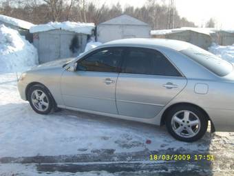 2002 Toyota Mark II Photos