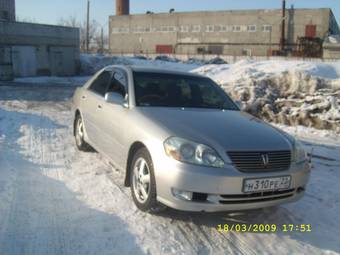 2002 Toyota Mark II Photos