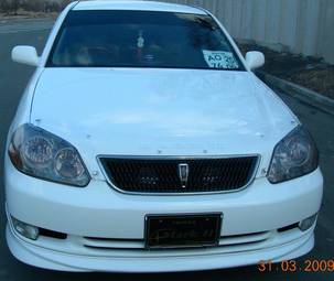 2002 Toyota Mark II Photos