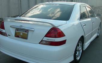 2002 Toyota Mark II Photos
