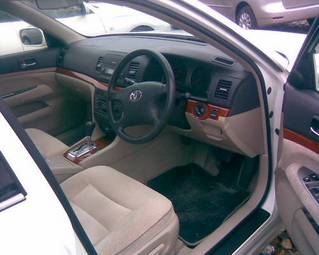 2002 Toyota Mark II Photos
