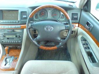 2002 Toyota Mark II Pictures