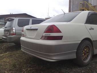 2002 Toyota Mark II Photos