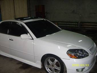2002 Toyota Mark II Photos