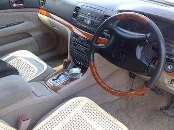 2002 Toyota Mark II Photos