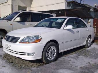 2002 Toyota Mark II Pictures