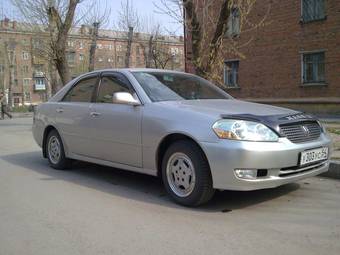 2002 Toyota Mark II Pictures