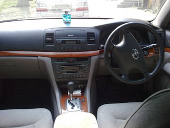 2002 Toyota Mark II Pictures