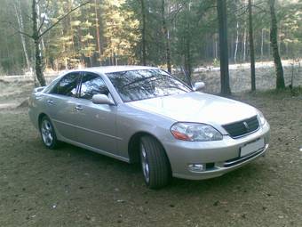 2002 Toyota Mark II Photos