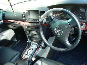 2002 Toyota Mark II Photos