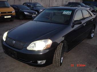 2002 Toyota Mark II Photos