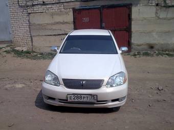 2002 Toyota Mark II Photos