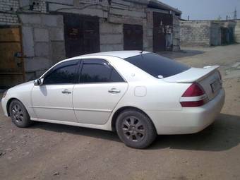 2002 Toyota Mark II Photos