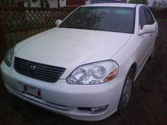 2002 Toyota Mark II Photos