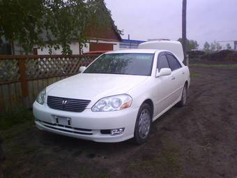 2002 Toyota Mark II Pictures