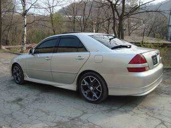 2002 Toyota Mark II Photos