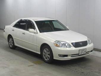 2002 Toyota Mark II Photos