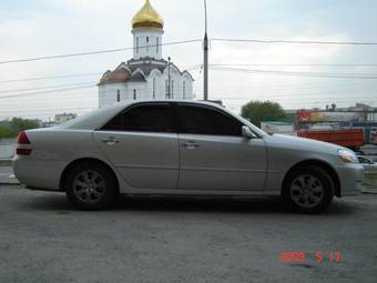 2002 Toyota Mark II Photos