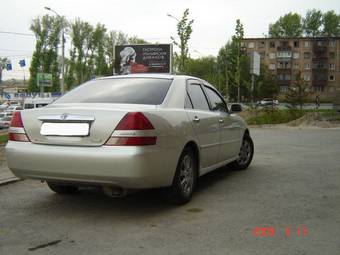 2002 Toyota Mark II Photos