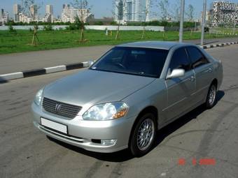 2002 Toyota Mark II Pictures
